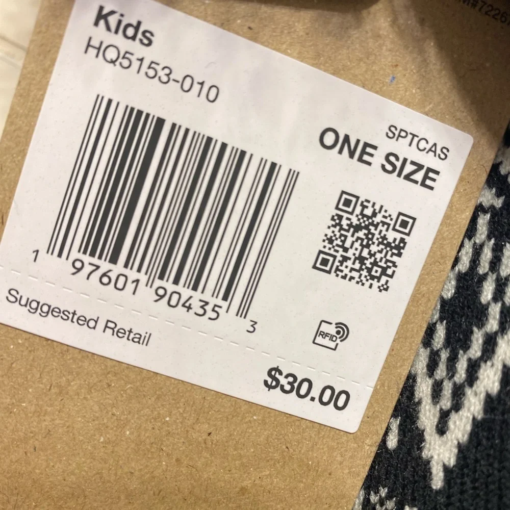 Nike Kids' Black and White Patterned Beanie with Red Logo NWT One Size